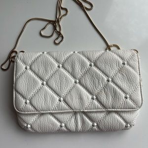 Deuce Lux white Clutch w/studs